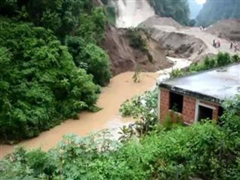 At least 131 killed in Guatemala landslide, hundreds missing