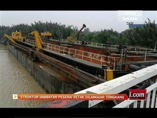 Struktur jambatan Peserai retak dilanggar tongkang
