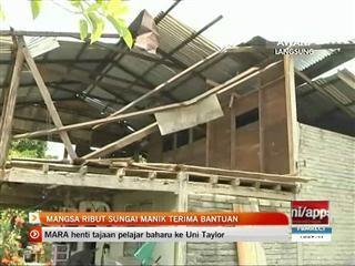 Mangsa ribut Sungai Manik terima bantuan