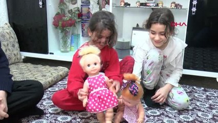 7 YAŞINDAKİ CEMİLE, YÜZÜNDEKİ YARALAR NEDENİYLE 5 YILDIR GÜNEŞE ÇIKAMIYOR