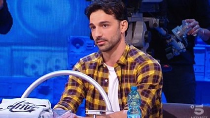 “Rischia il suo posto”. Raimondo Todaro, cosa succede ad Amici. “C’è la collega dietro tutto”