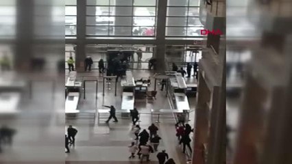 İstanbul Adalet Sarayı'na kesici aletle girmeye çalıştı; gözaltına alındı