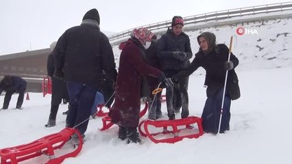 Görmeden kaymanın keyfini yaşadılar