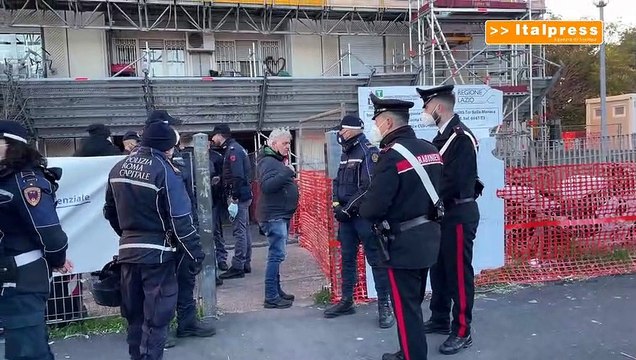 Roma, sgombero case Ater occupate abusivamente a Tor Bella Monaca