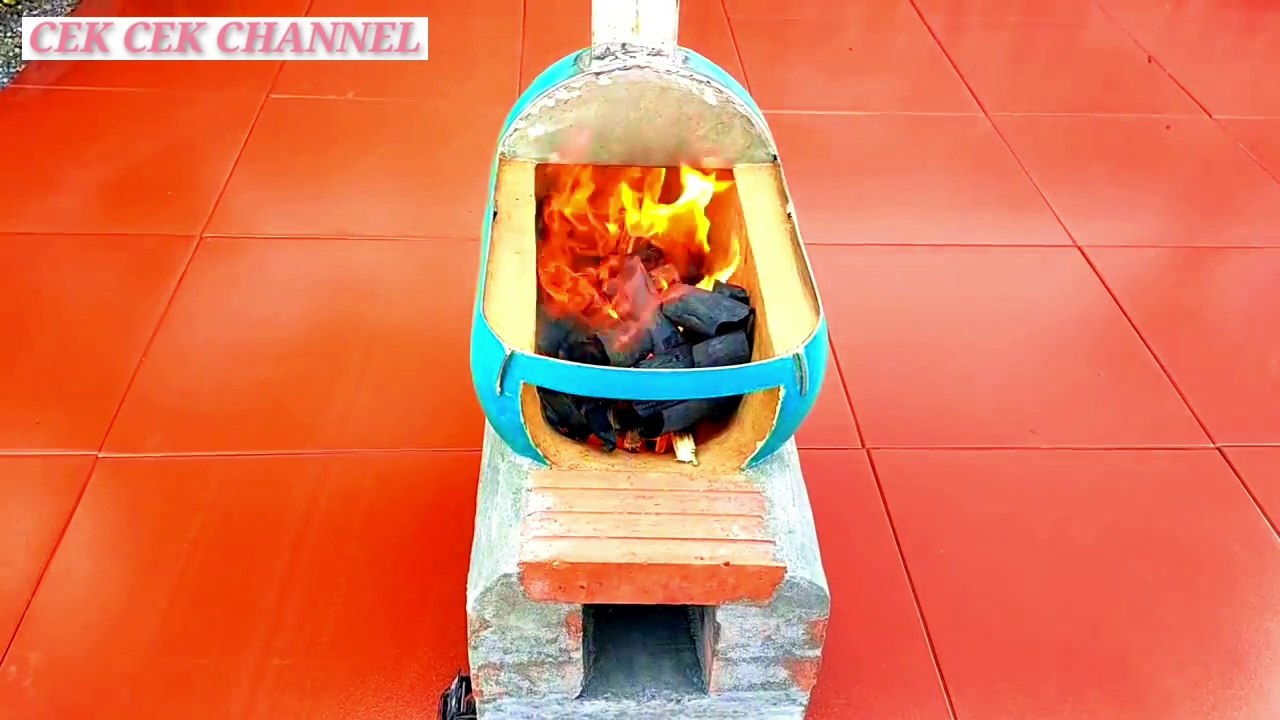 Membuat tungku kayu bakar dari tabung gas LPG