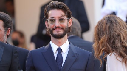 FEMME ACTUELLE -  Ce geste fou de Pierre Niney dans l’émission "En apparté"