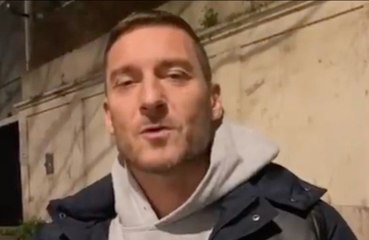 Francesco Totti rompe il silenzio e tuona sui social: ‘Mi sono stancato’