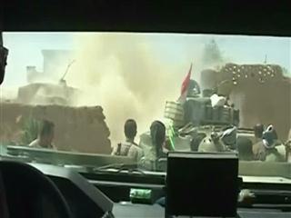 Kurds push back Islamic State in Iraq