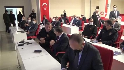 Manisa'da sokak hayvanları doğal yaşam parkında rehabilite edilecek