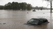 Avustralya'da yaşanan sel felaketinde 1 kişi hayatını kaybederken 10 kişi suda kayboldu