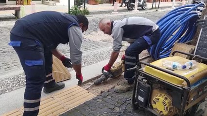 Datça'da eskiyen sulama boruları yenileniyor