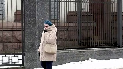 Rússia começa a retirar pessoal diplomático da Ucrânia