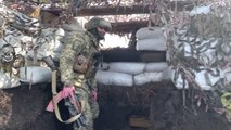 Son dakika haber | Rusya'nın tanıma kararının ardından Ukrayna askerlerinin cephe hattında bekleyişi