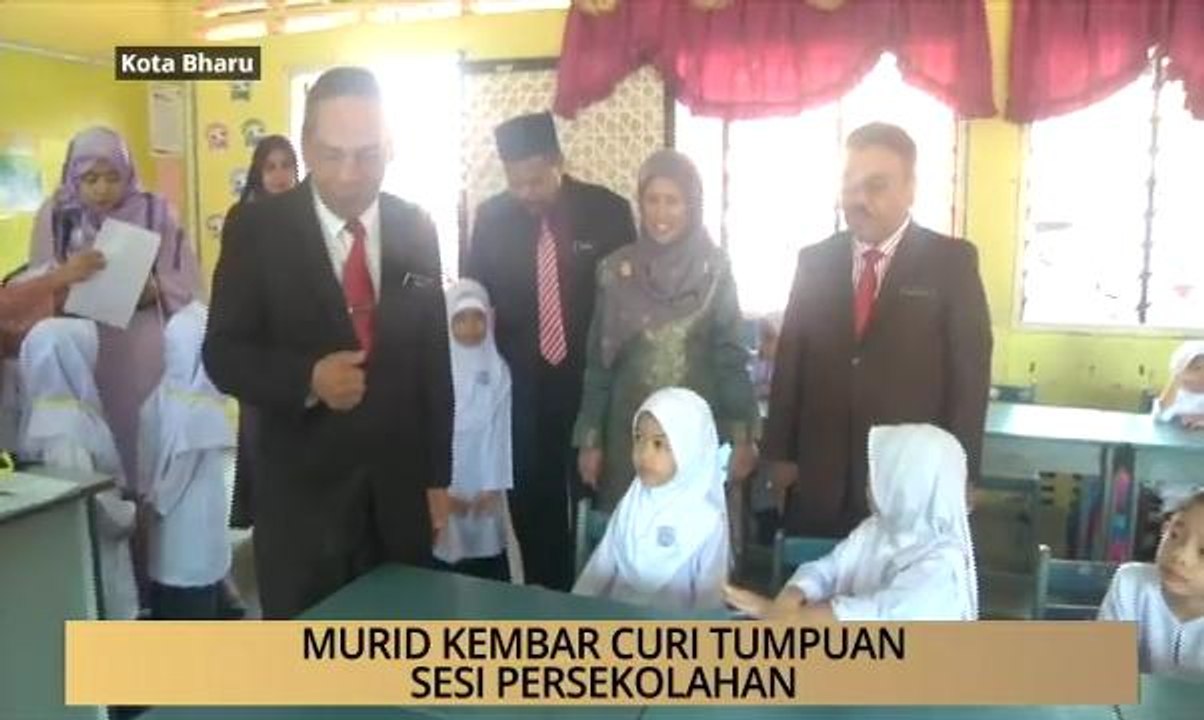 AWANI - Kelantan: Murid kembar curi tumpuan sesi persekolahan