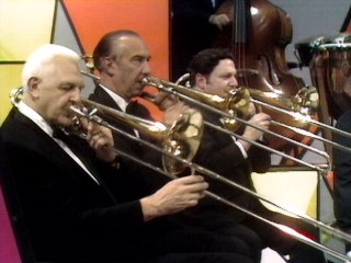 Henry Mancini & His Orchestra - Peter Gunn Theme (Live On The Ed Sullivan Show, October 26, 1969)