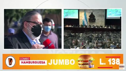 Economista sugiere que reducción de salarios no solo debe darse en el Congreso Nacional