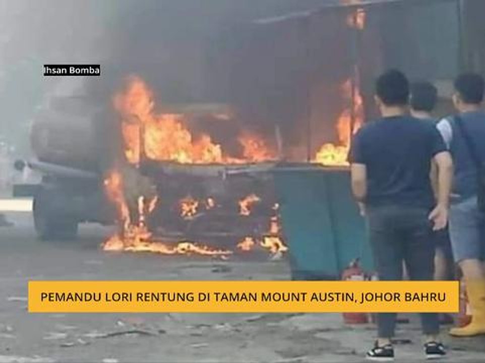 Pemandu lori rentung di Taman Mount Austin, Johor Bahru