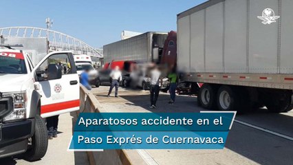 Carambola en la México-Cuernavaca: Tráiler embiste a varios vehículos