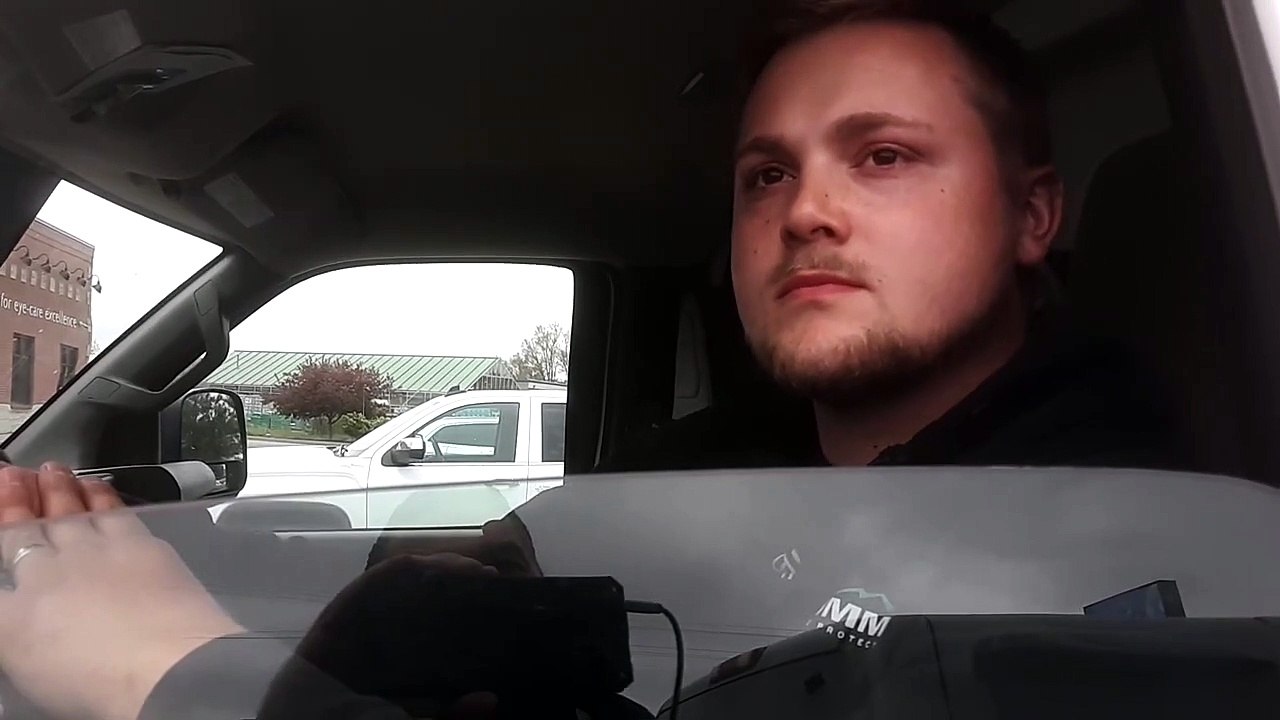 Kyle listens to the gospel. Pray for his salvation.