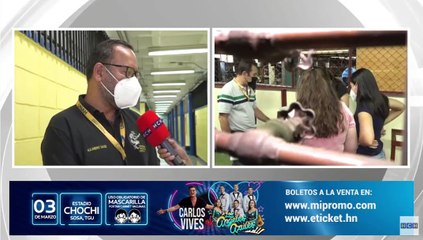 HCH logra ingresar a uno de los laboratorios donde se están dando clases presenciales en la UNAH