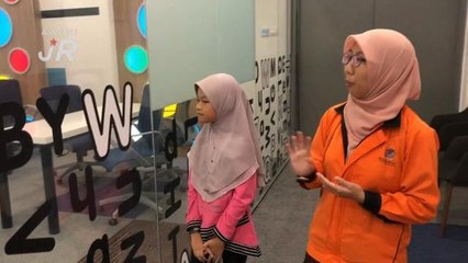 #AWANIJr:  Alya @ Reading Thinking