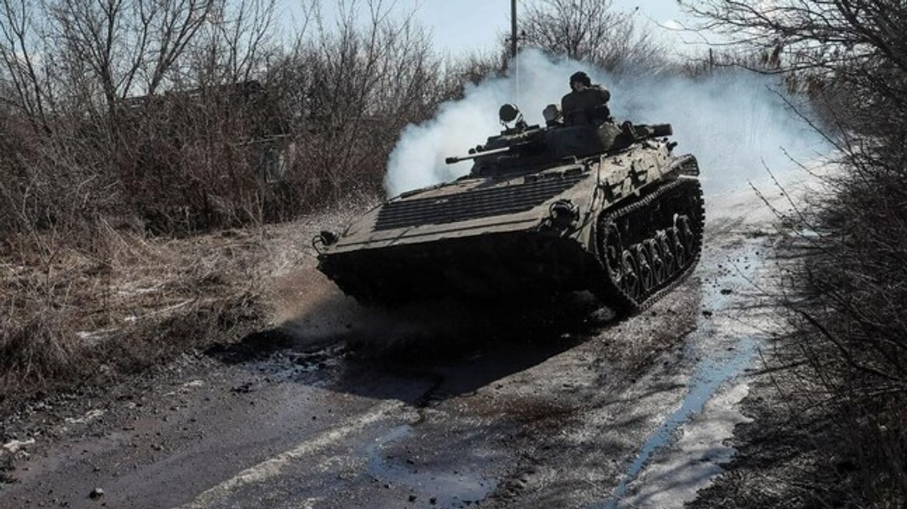 Ukraine takes measures to protect its territory as Russia declares war
