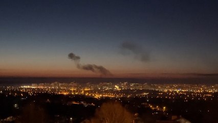 Asap Membumbung Tinggi di Langit Kota Kharkiv Ukraina