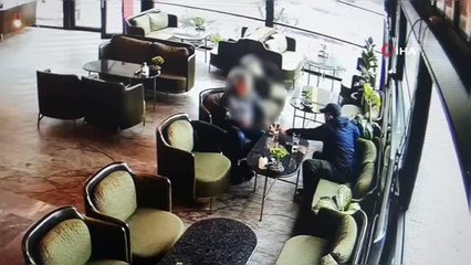 Bir garip hırsızlık... Yol sorma bahanesiyle tanıştıkları turistlerin içeceklerine uyku ilacı katıp soydular