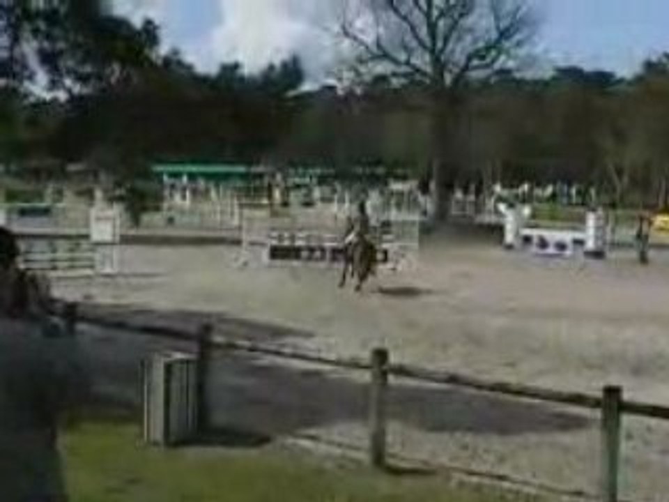 Ilka a Fontainebleau le 1er jour en D2p CSO.