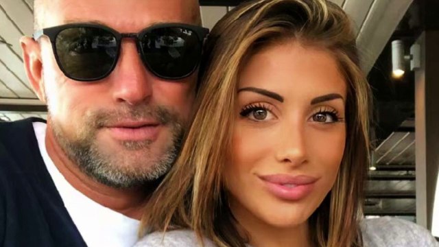 Stefano Bettarini vittima di uno scherzo de Le Iene. E quello che succede lascia tutti senza parole