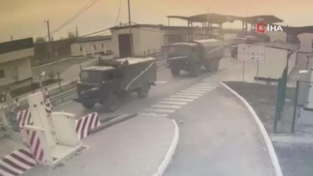 Ukrayna Devlet Sınır Muhafız Teşkilatı: Rus tankları Luhansk bölgesinde sınırı geçti