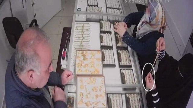 ‘Düğümüz var’ diyerek girdiği kuyumcudan 120 bin TL’lik altın çaldı