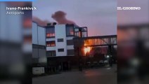 La Russia invade l’Ucraina: i primi video dei bombardamenti