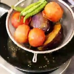 खाने का स्वाद हो जायेगा दो गुना - सब उँगलियाँ चाट चाट कर खाएंगे | बेंगन का भरता