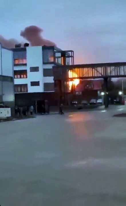 Bombardeo naval por parte del ejército ruso en...