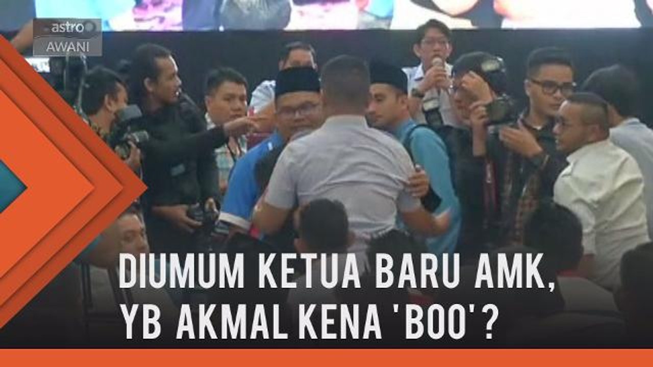 Suasana bertukar kecoh selepas Akmal diumumkan sebagai Ketua AMK baharu