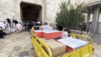 Sadakataşı Derneğinden Kudüs'te 350 aileye kışlık yardım