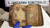 İbranice el yazması kitap ve fermanı satarken yakalandılar