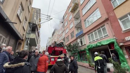 Bir evde çıkan yangın hasara neden oldu