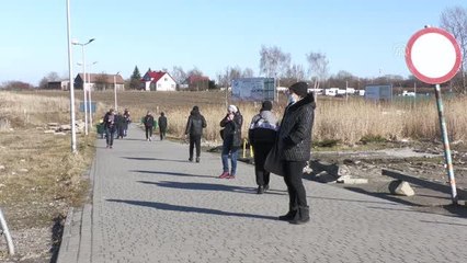 Polonya'da Ukraynalı mülteciler için kabul noktaları oluşturulmaya başlandı