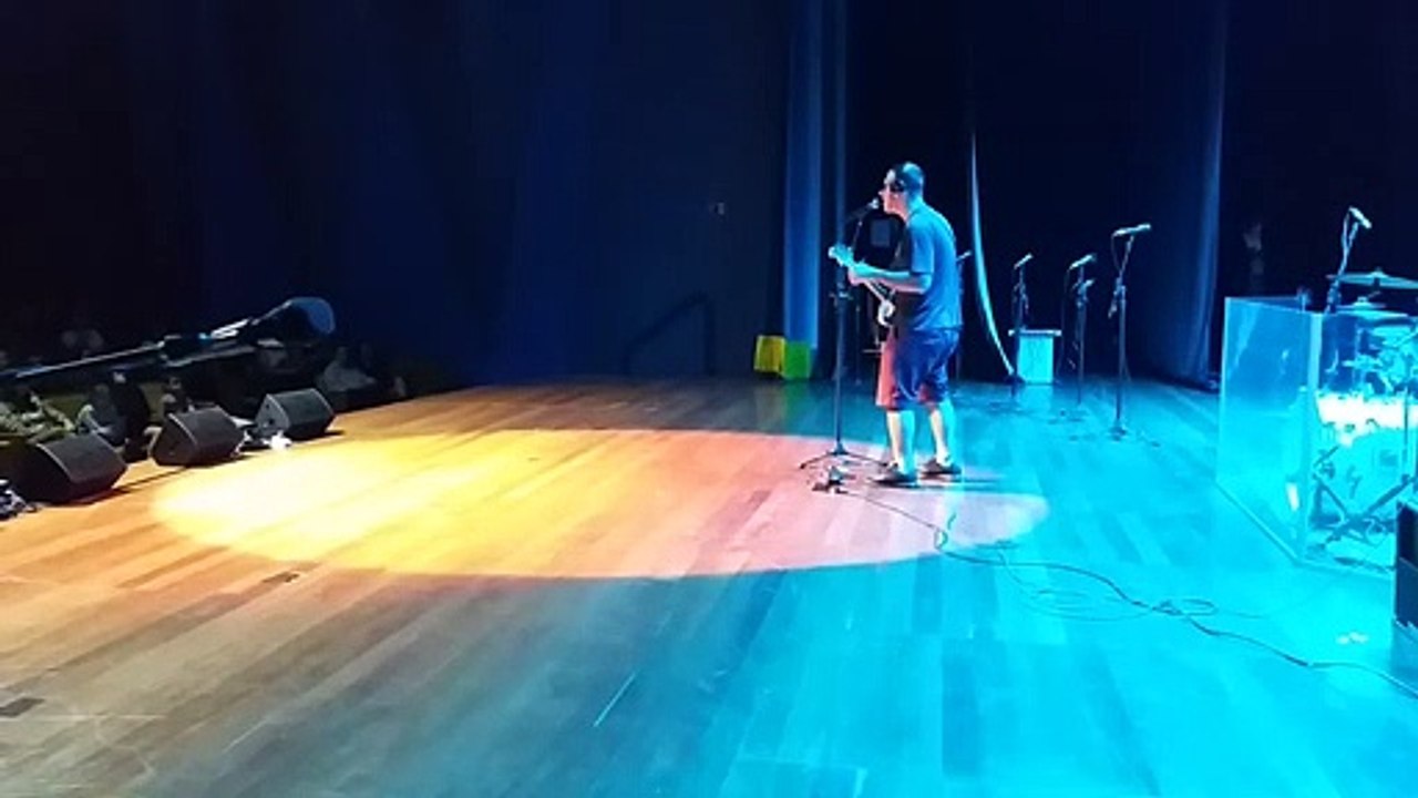 Alisson - Dragões e Igrejas