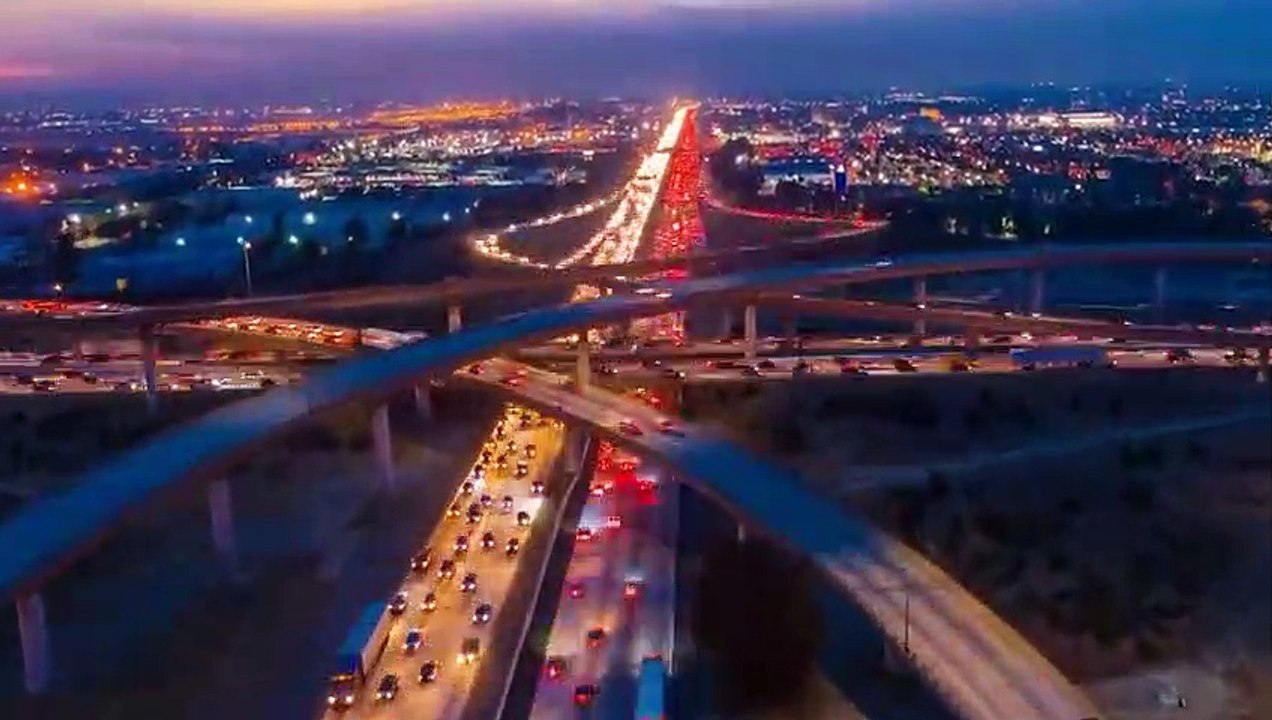 Elon Musk Reveals Plan To Colonize Mars