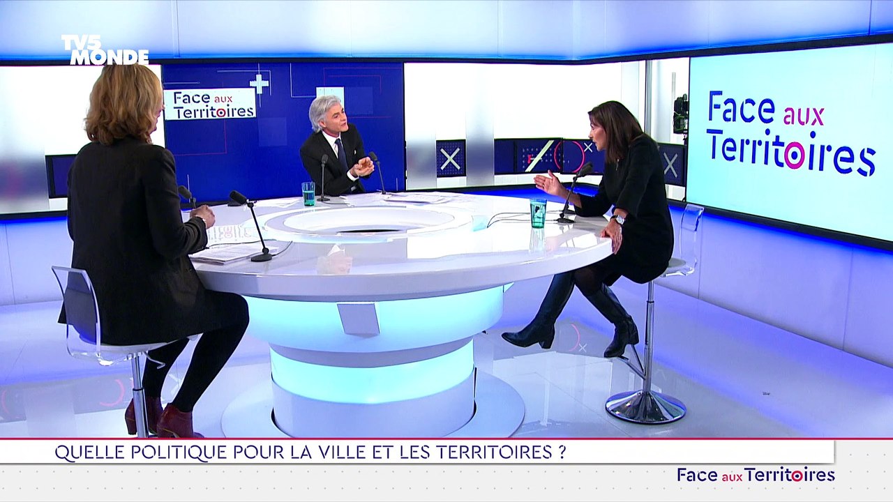 Anne Hidalgo invitée dans "Face aux territoires", émission de Cyril Viguier.