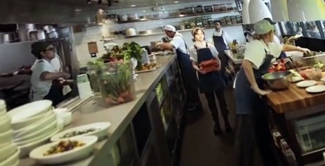 Casual S04 E02