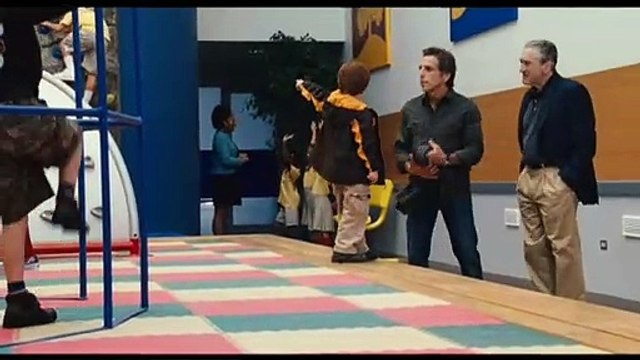 Ahora los padres son ellos Clip (5)