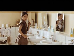 Un conejo sin orejas Clip