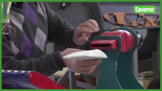 Bruno déplace sa soufflerie pédagogique dans les écoles