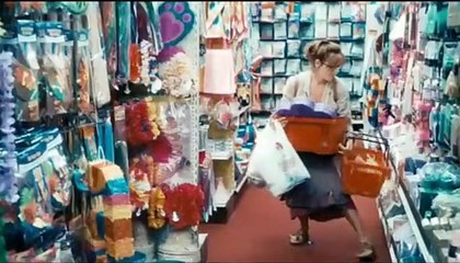 Una mamá en apuros Tráiler