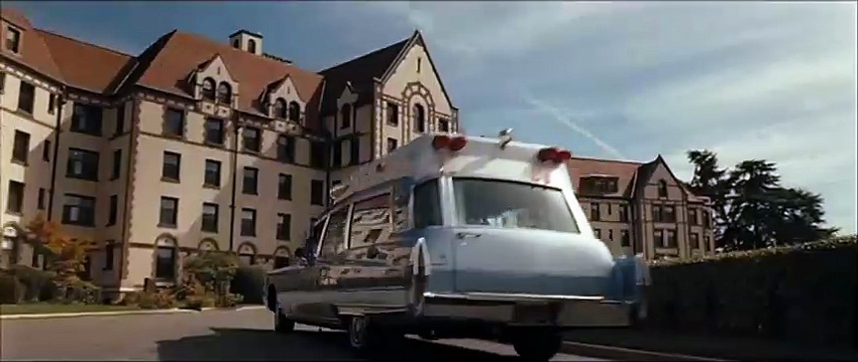 Encerrada Tráiler