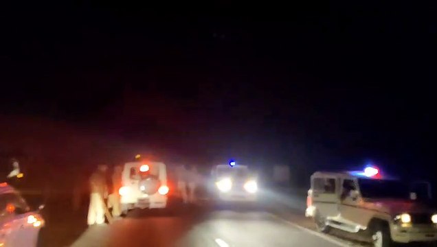शराब ठेके पर विवाद के बाद तोड़फोड़, लगाई आग